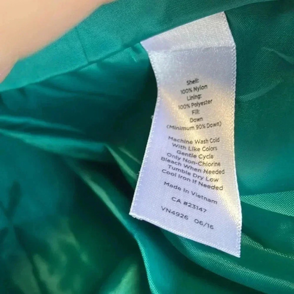 Talbots teal down puffer  vest - Picture 3 of 4